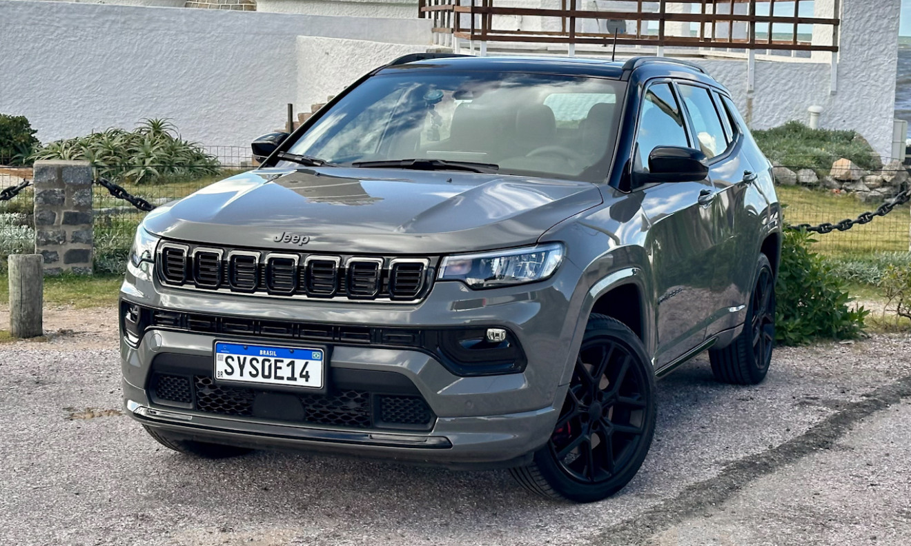 Jeep Compass Blackhawk [Auto+9 / João Brigato