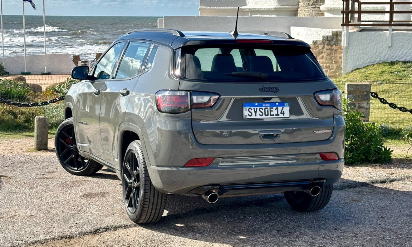 Jeep Compass Blackhawk [Auto+9 / João Brigato