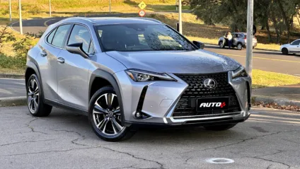 Lexus UX250h [Auto+ / João Brigato]